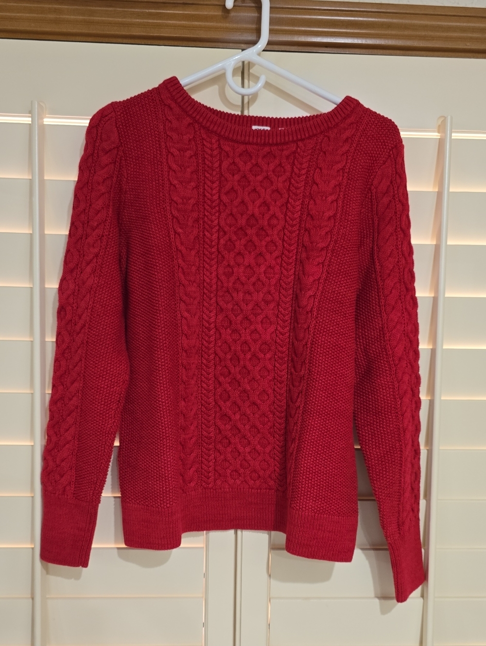 GAP Red Cable Knit Crewneck Sweater